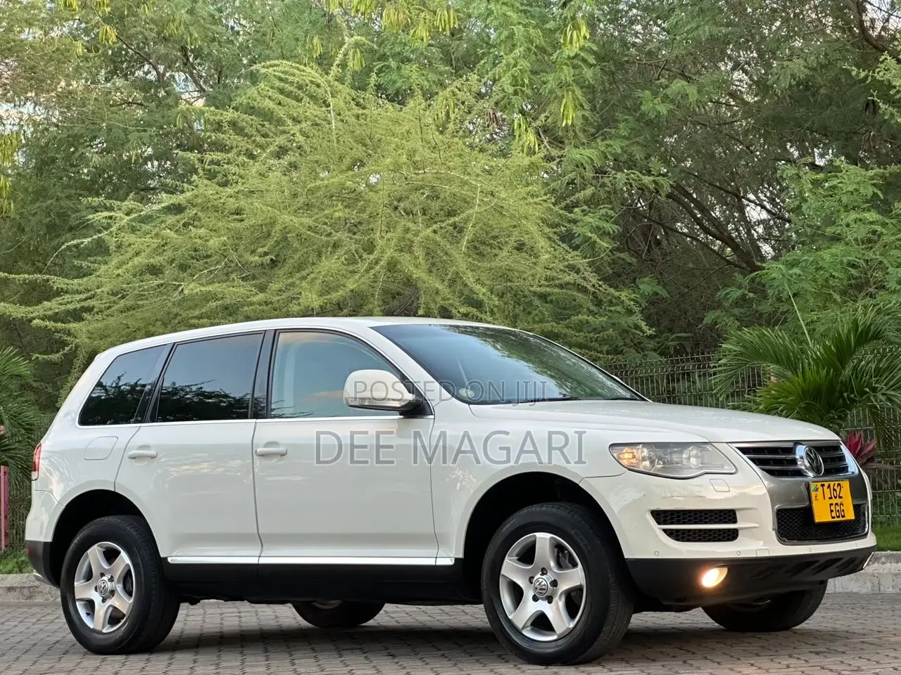 Volkswagen Touareg V6 TDI 2010 White
