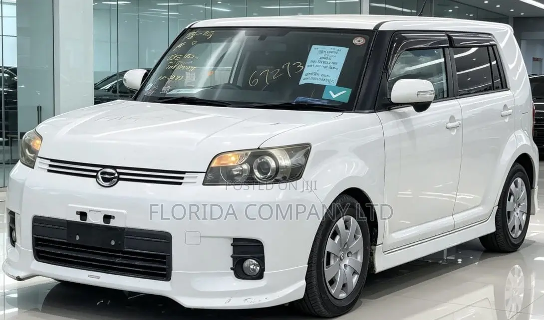Toyota Corolla Rumion 2008 White