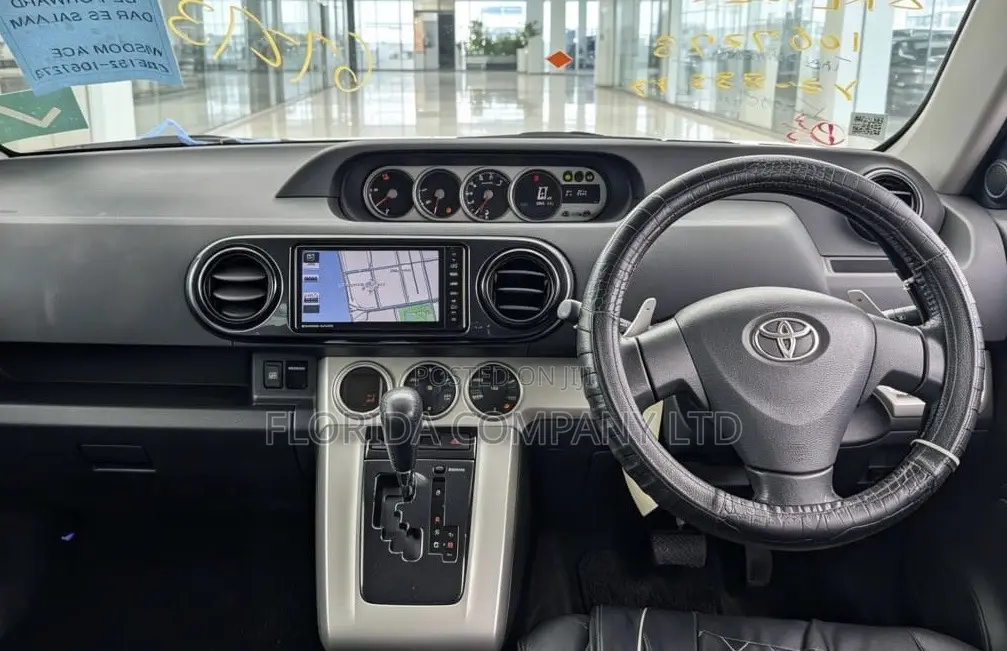 Toyota Corolla Rumion 2008 White