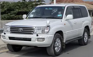 Toyota Land Cruiser 2005 White