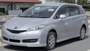 Toyota Wish 2011 Silver