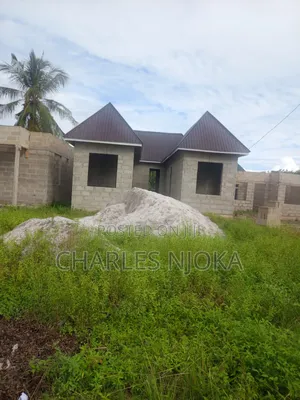 8bdrm House in Bomba Mbili Roma, Ilala for sale