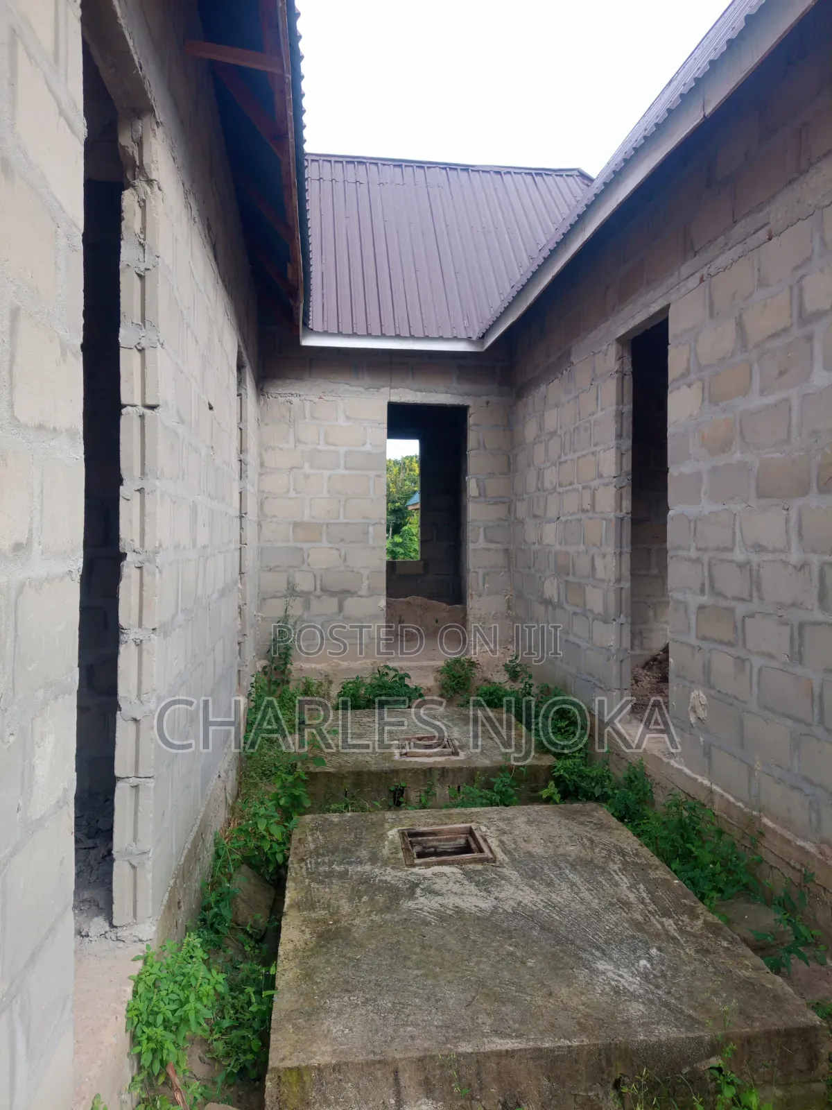 8bdrm House in Bomba Mbili Roma, Ilala for sale