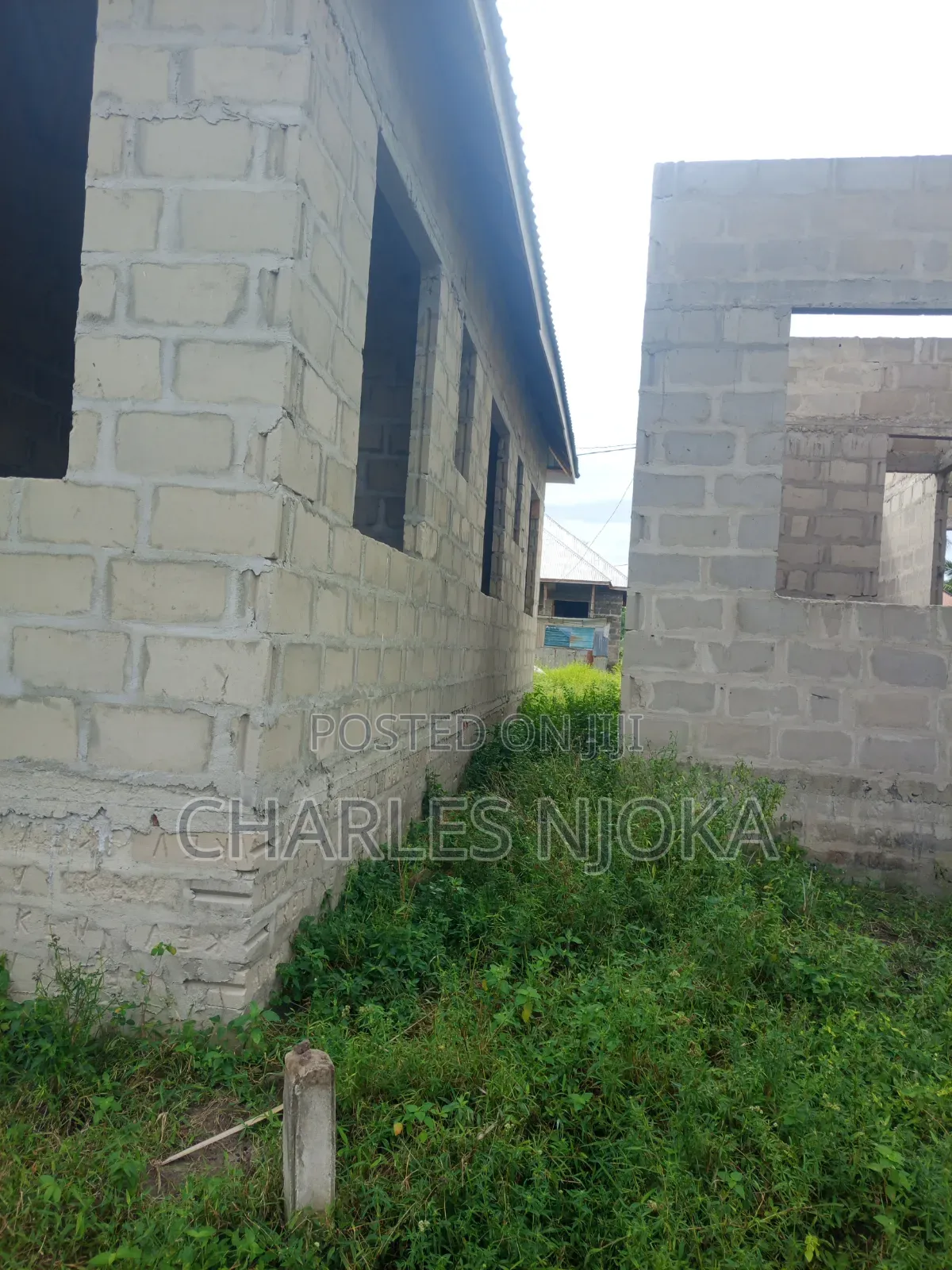 8bdrm House in Bomba Mbili Roma, Ilala for sale
