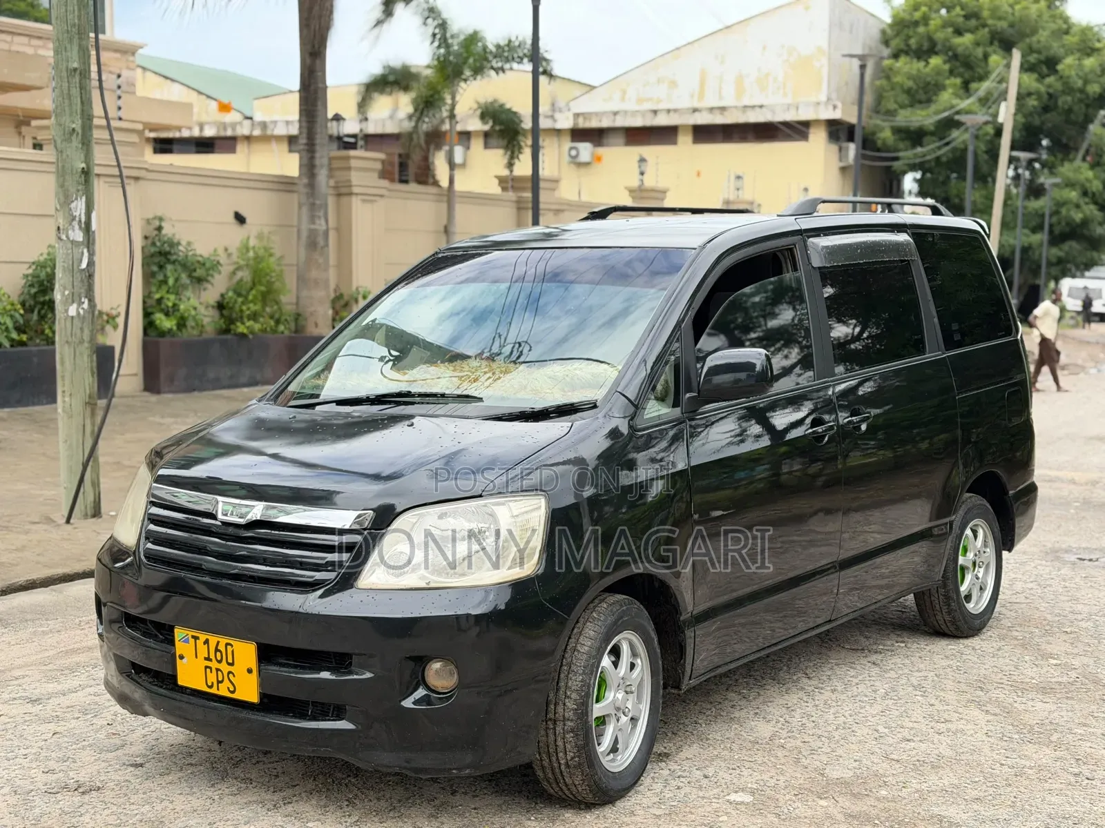 Toyota Noah 2005 Black