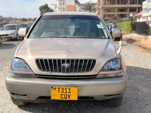 Toyota Harrier 2.4 4WD 2004 Gold