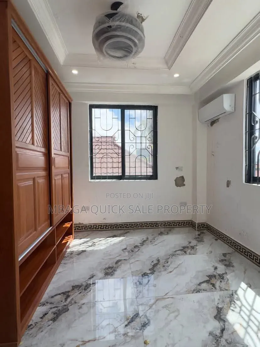 3bdrm House in Sinza, Masaki for rent