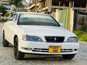 Toyota Cresta 2001 White
