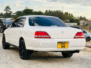 Toyota Cresta 2001 White