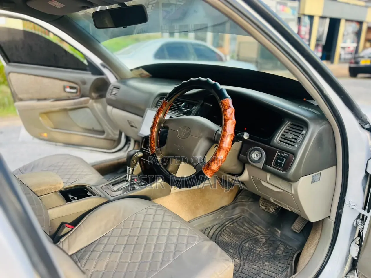 Toyota Cresta 2001 White