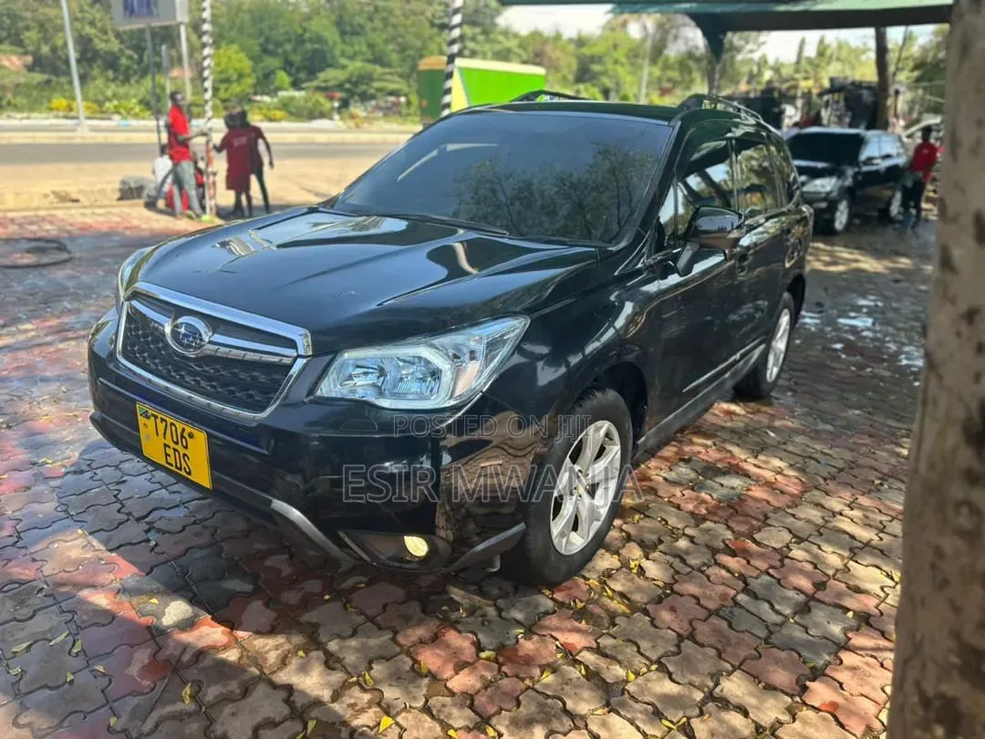 Subaru Forester 2014 Black