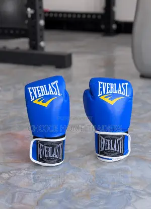 Evarist Boxing Glove
