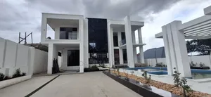 4bdrm House in Goba for sale