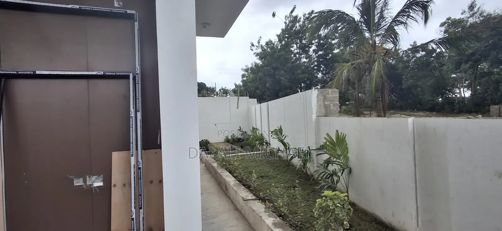 4bdrm House in Goba for sale