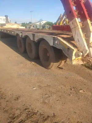 Lowbed Treila Tairi Kubwa