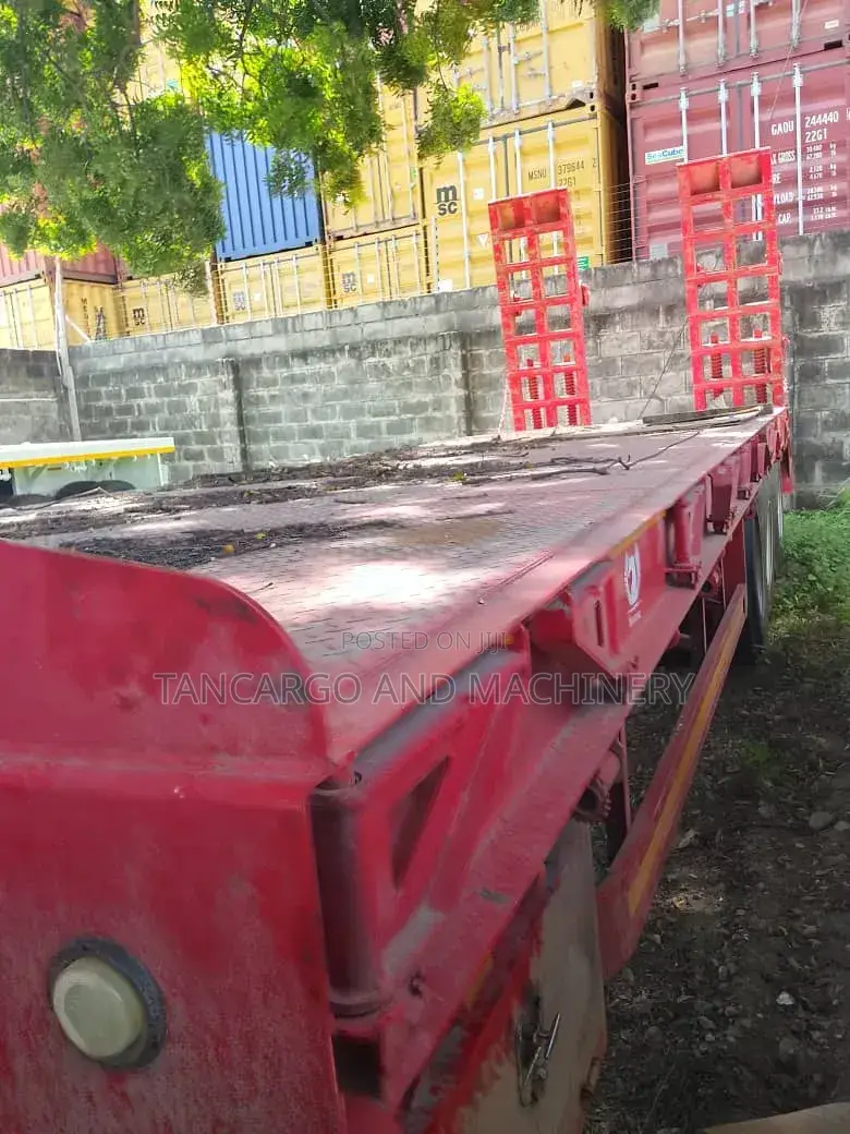 New Lowbed Treila