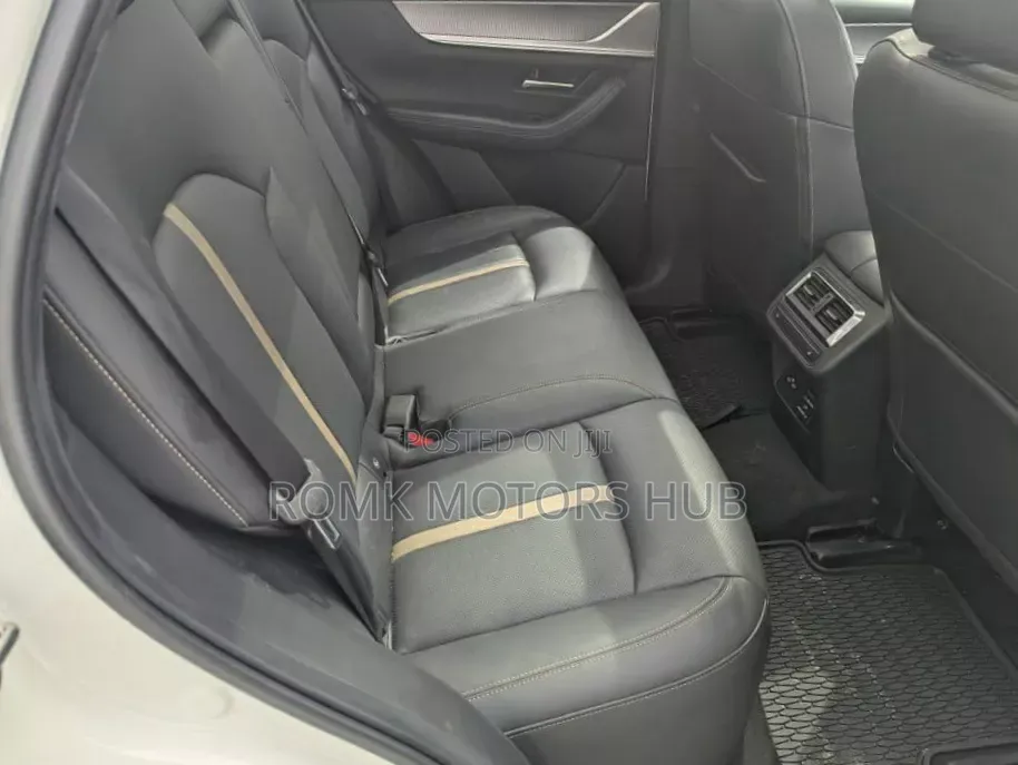 Mazda CX-60 2023 Silver