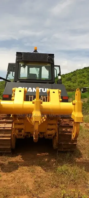 New Shantui Sd 22 Bull Dozer
