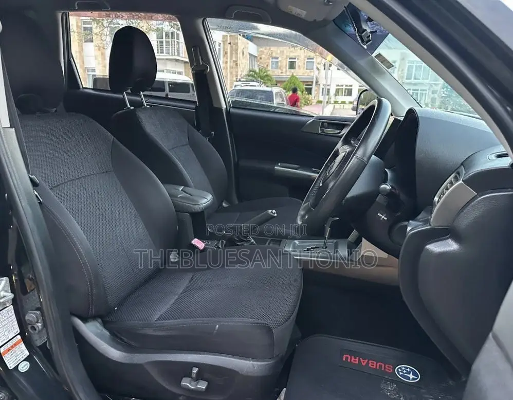 Subaru Forester 2011 Black