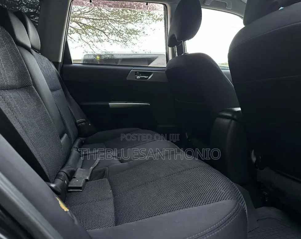Subaru Forester 2011 Black