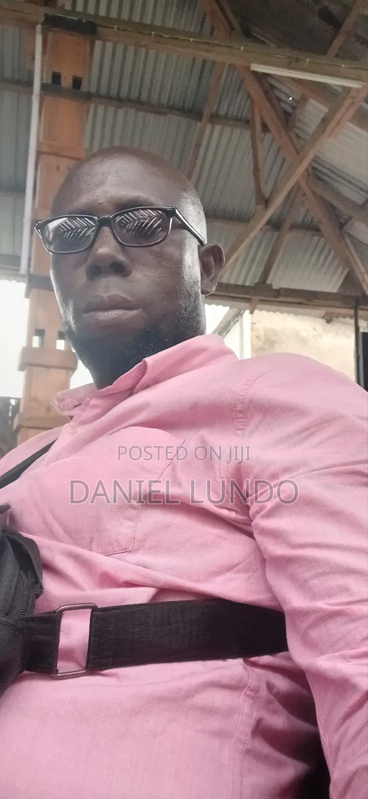 Am Looking for Job