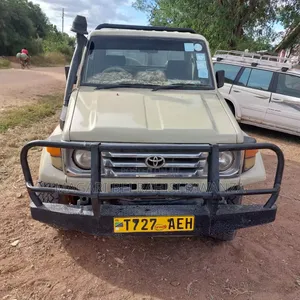 Toyota Land Cruiser 1999 Beige