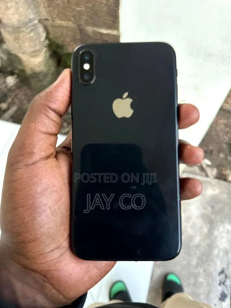 Apple iPhone X 64 GB Black
