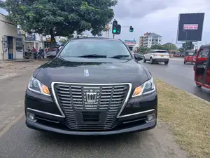 Toyota Crown 2014 Black