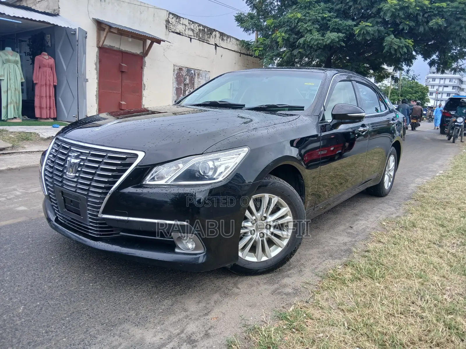 Toyota Crown 2014 Black