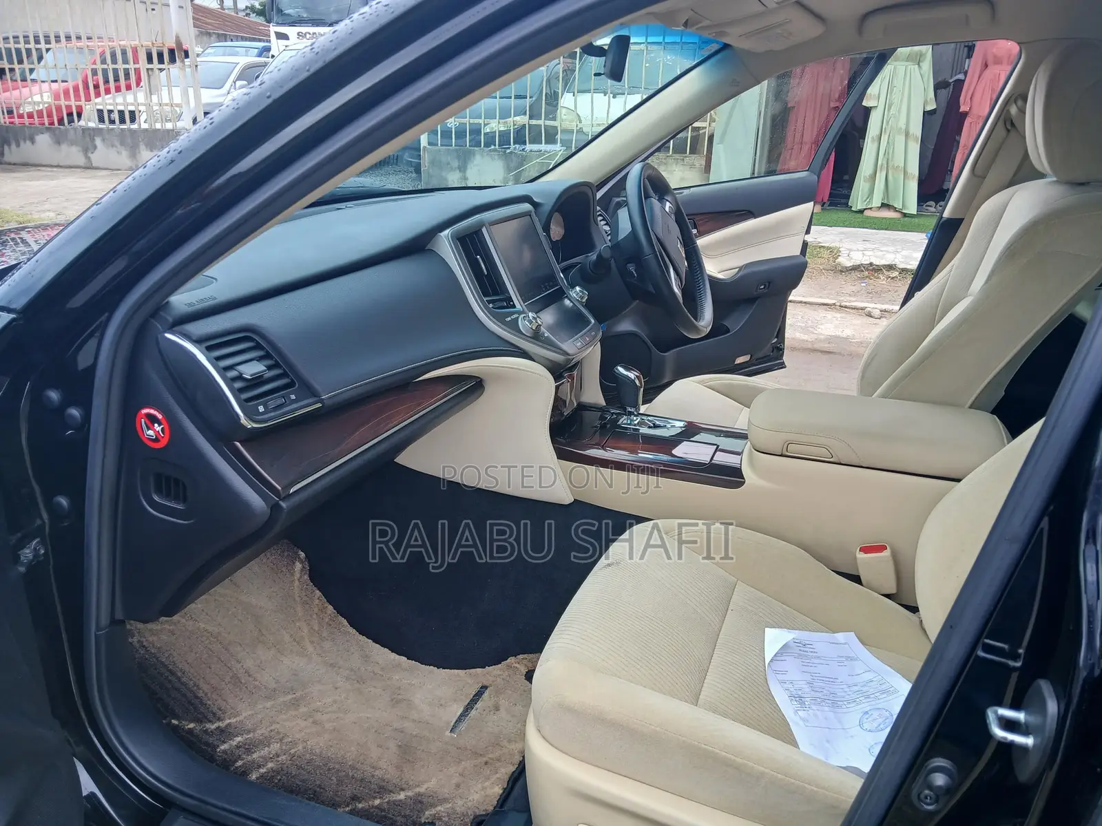 Toyota Crown 2014 Black