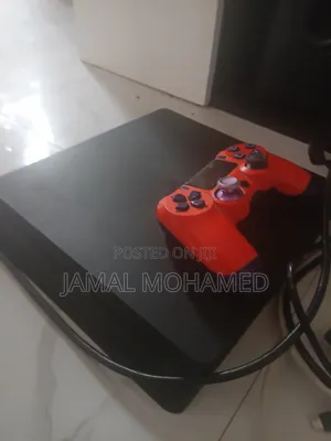 Nauza Playstation 4 Slim 5 Games Na Controler