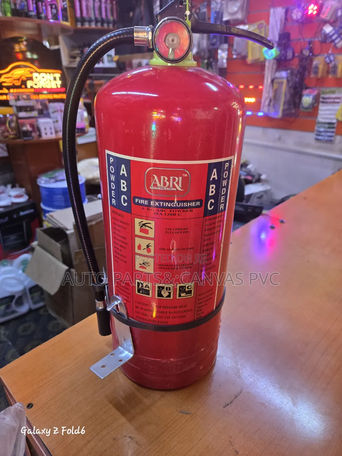 Fire Extinguisher 9kg [Dry Chemical Powder]