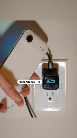 Anker Adapter (W45 Display) Fast Charging