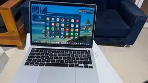 New Laptop Apple MacBook Pro 2020 M1 16GB Apple M1 SSD 256GB