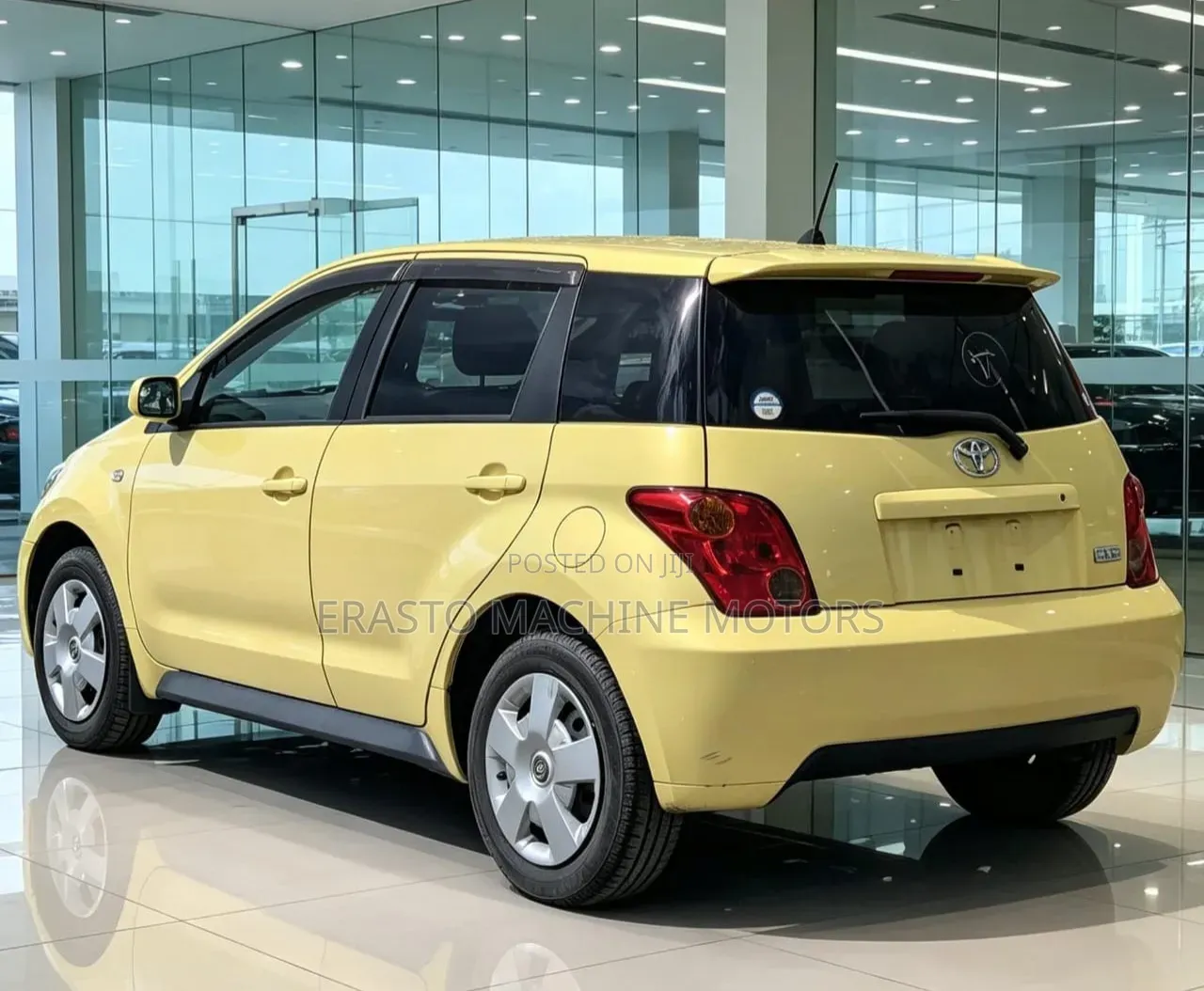 Toyota IST 2003 Yellow