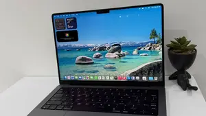 New Laptop Apple MacBook Pro 2021 M1 32GB Apple M1 Pro SSD 512GB