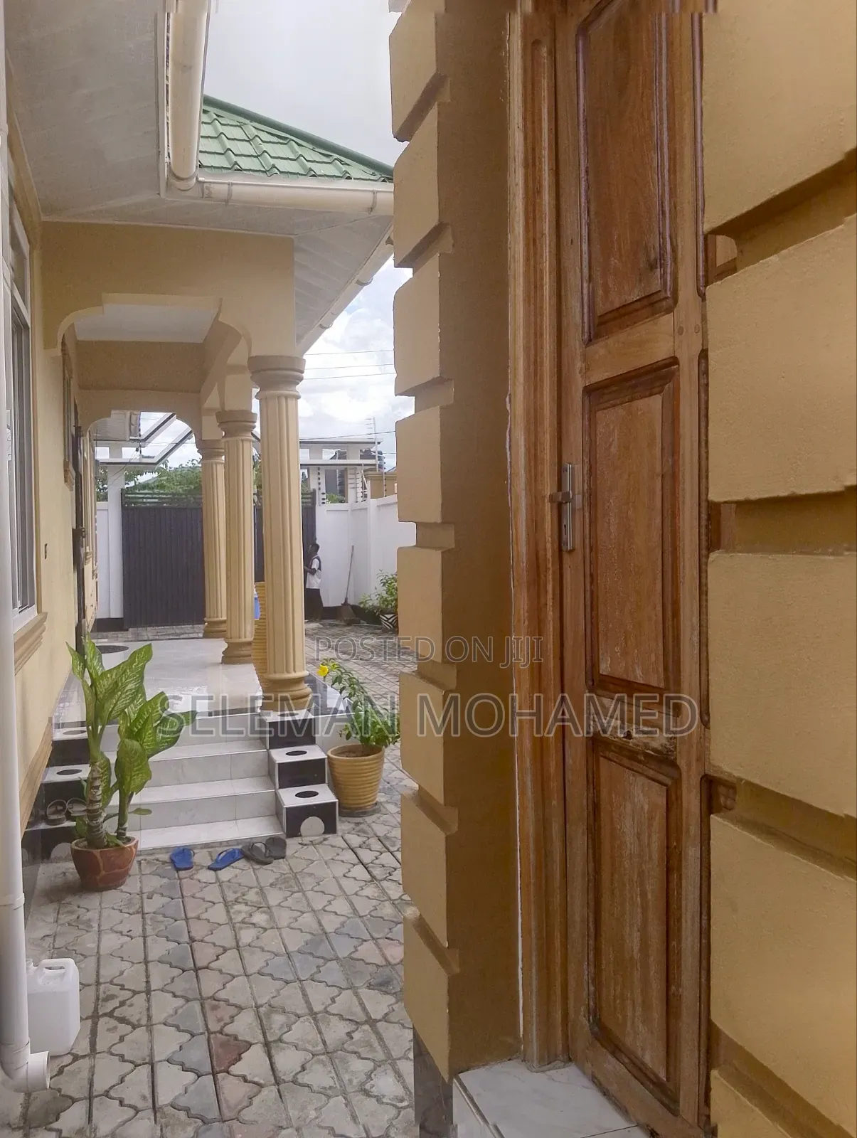 Furnished 4bdrm House in Biriani Real Estate, Chamazi for sale