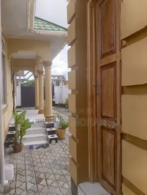 Furnished 4bdrm House in Biriani Real Estate, Chamazi for sale