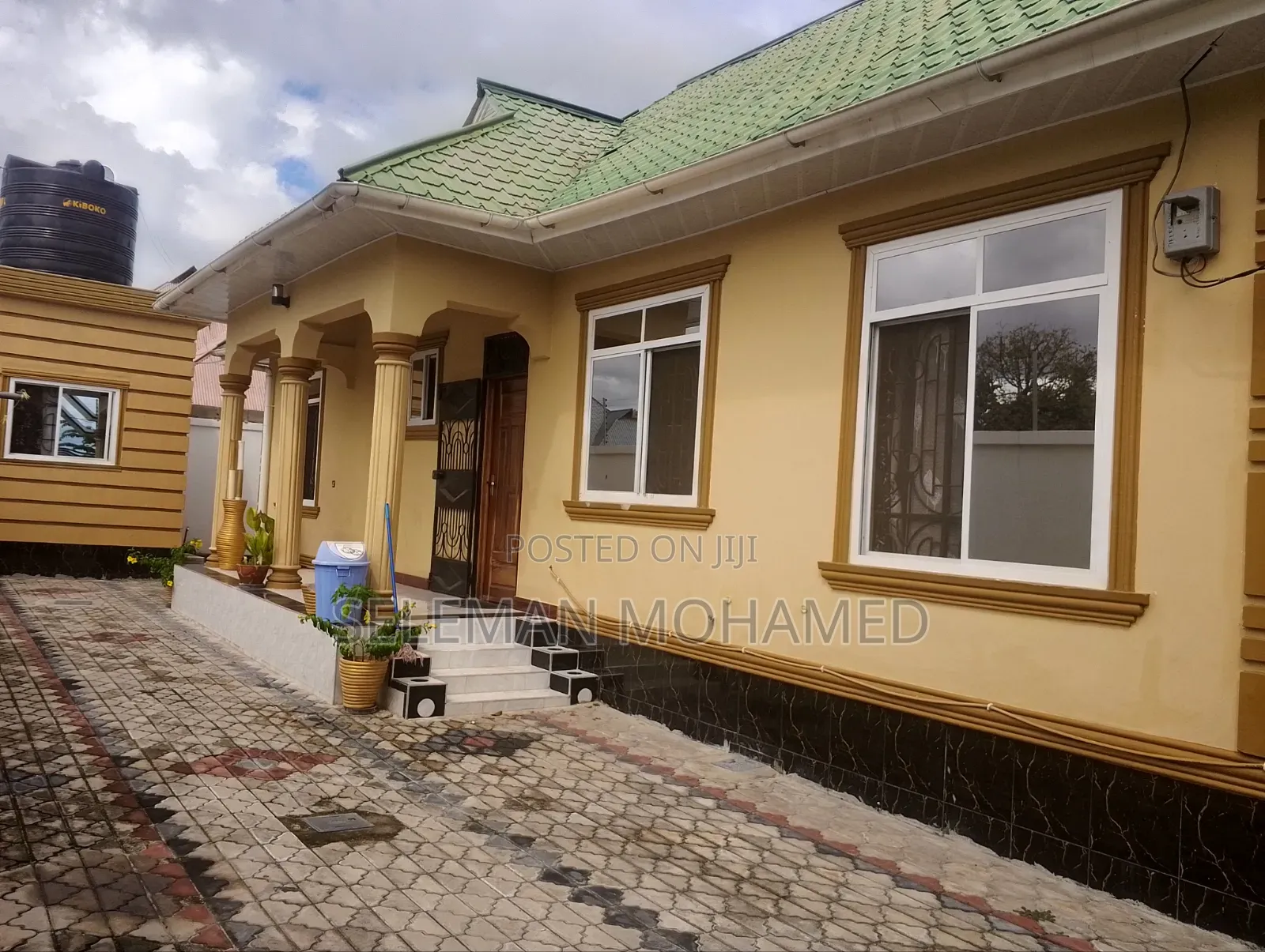 Furnished 4bdrm House in Biriani Real Estate, Chamazi for sale