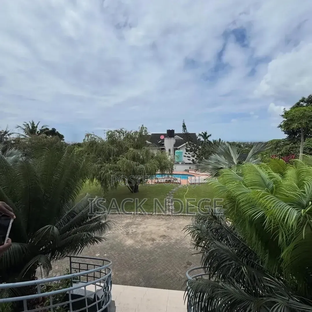 5bdrm House in Salasala, Mbezi Beach for sale
