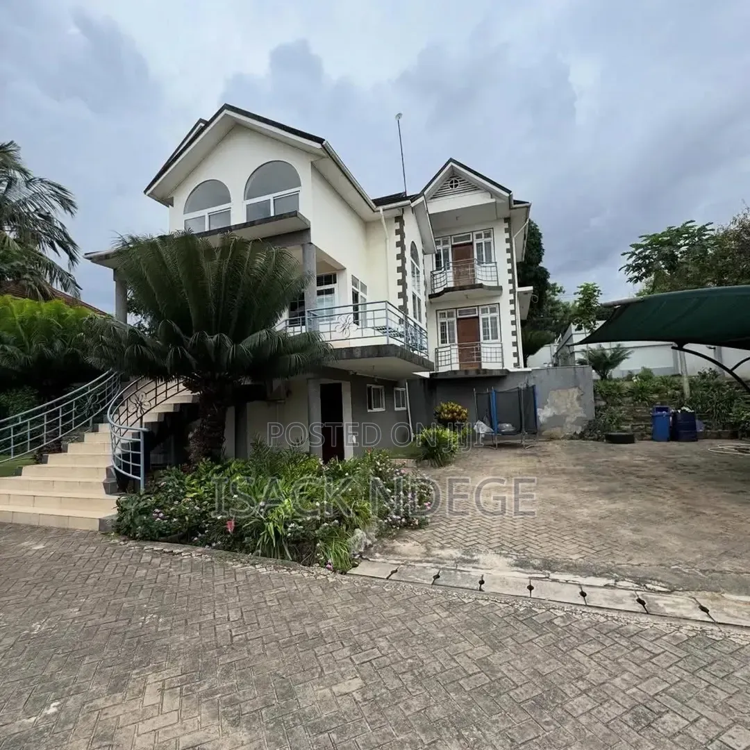 5bdrm House in Salasala, Mbezi Beach for sale