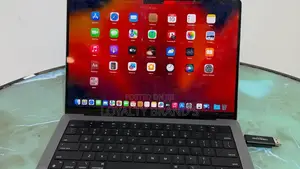 New Laptop Apple MacBook Pro 2023 M2 Pro 16GB Apple M2 SSD 1T