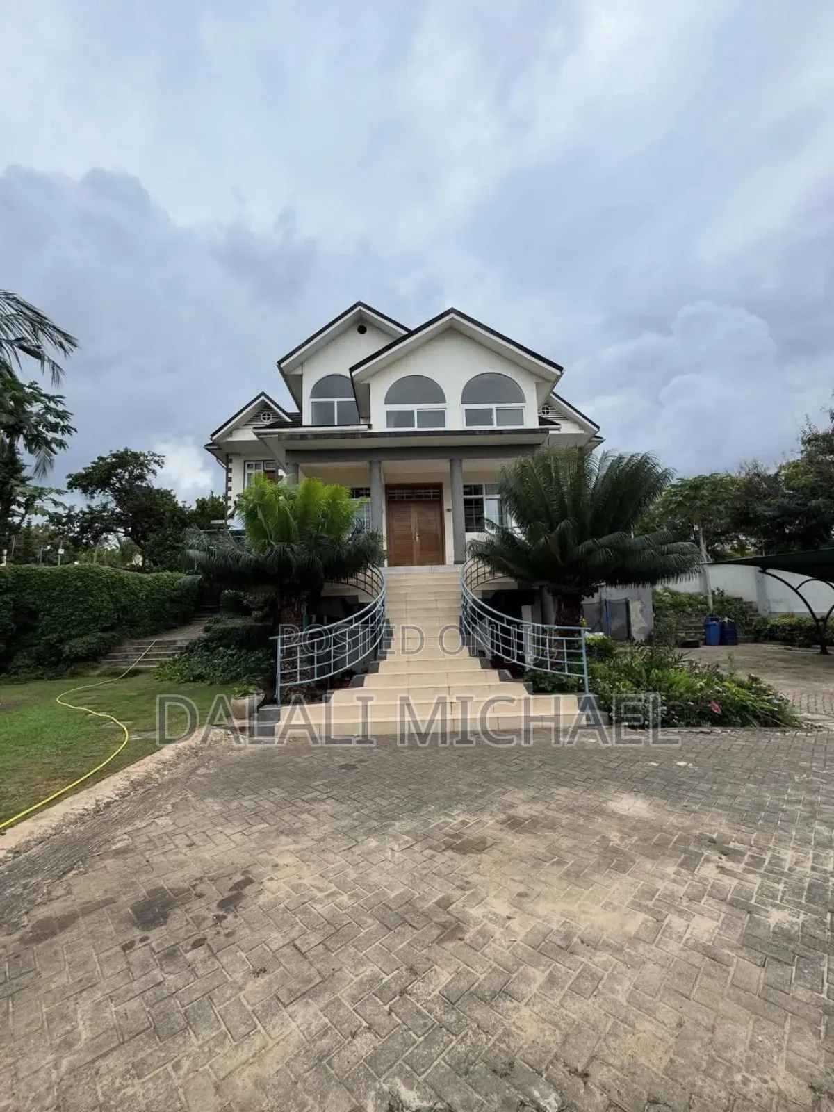 5bdrm House in Salasala, Mbezi Beach for sale