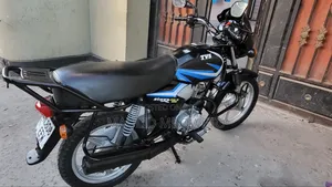 TVS HLX 125 2024 Black