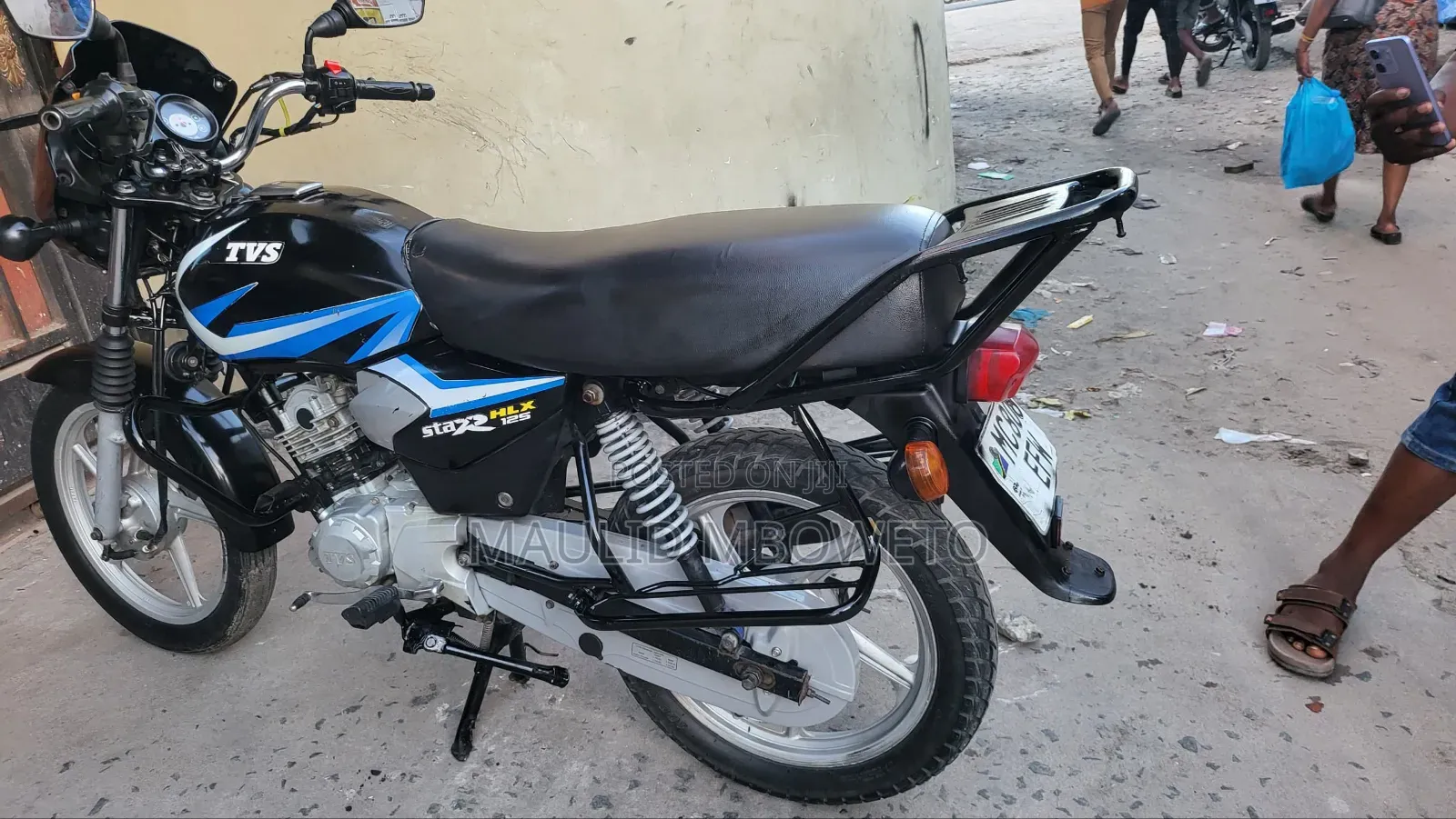 TVS HLX 125 2024 Black