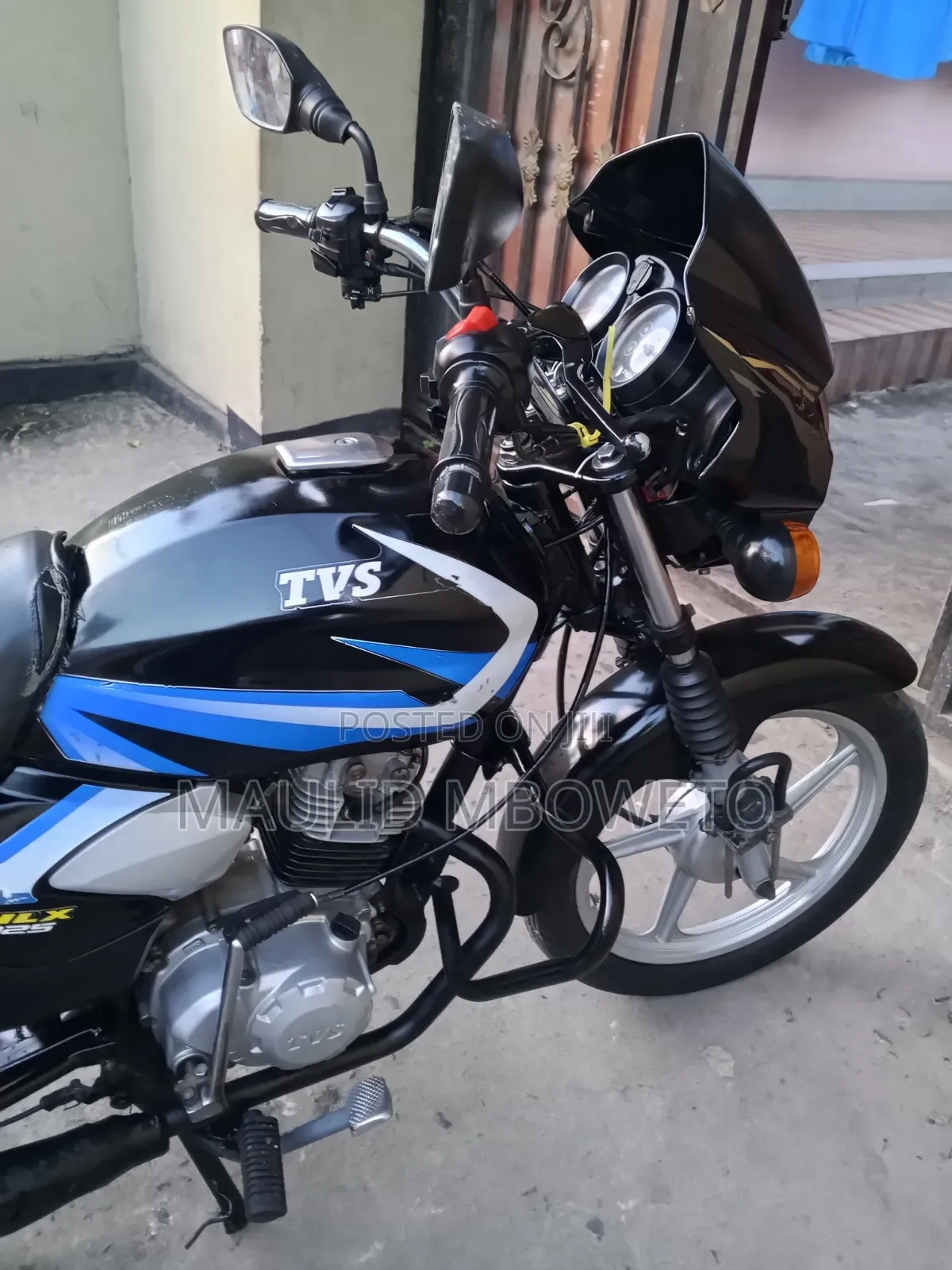 TVS HLX 125 2024 Black