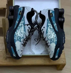 Men's Sneakers Nike Shox
