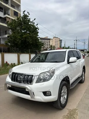 Toyota Land Cruiser Prado 2010 White