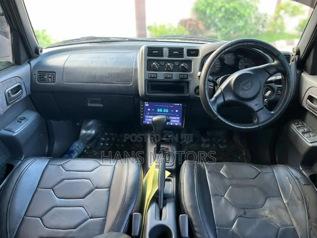 Toyota RAV4 Automatic 2003 White