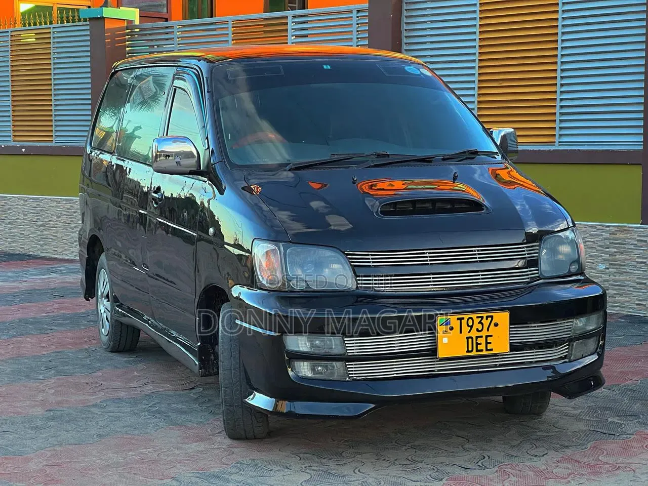 Toyota Noah 2001 Black